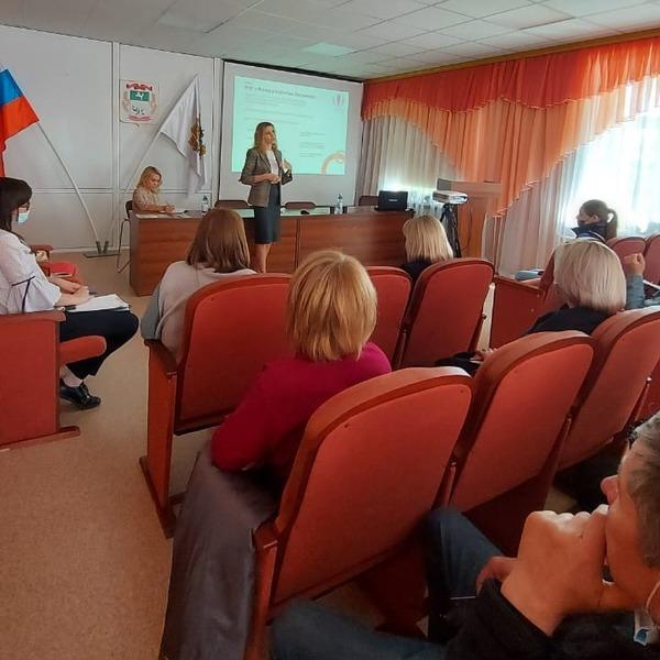 ​Представители Центра "Мой бизнес" посетили муниципальное образование Бакчарский район 